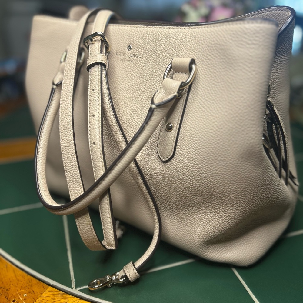 Kate Spade Beige Shoulder Bag